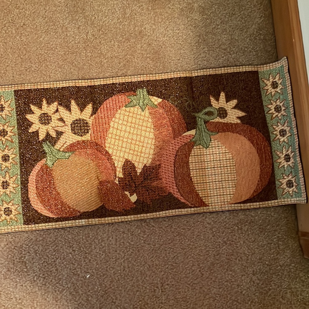 Happy Fall Table runner - Picture 3 of 3